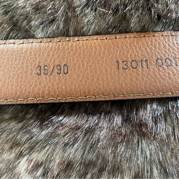 Joseph Abboud Black Leather Belt-fits 30& 32inch waist - Picture 2 of 4